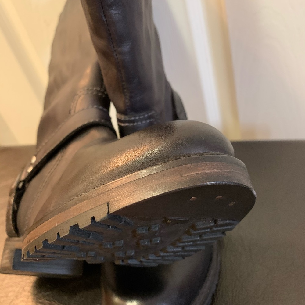 Vintage Foundry Madison Leather Knee-High Boot - Picture 6 of 10